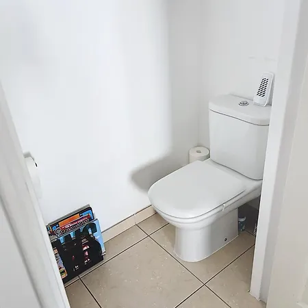 Apartment 2 Bedroom With Pool 2 Bathrooms 339 *