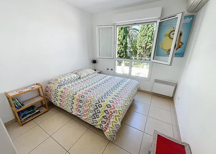 2 Bedroom With Pool 2 Bathrooms 339 Apartment *
