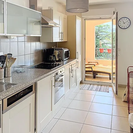 2 Bedroom With Pool 2 Bathrooms 339 * Cannes