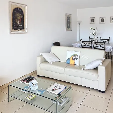 2 Bedroom With Pool 2 Bathrooms 339 *